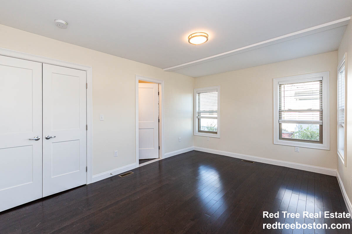 39 Harvard St, South Medford