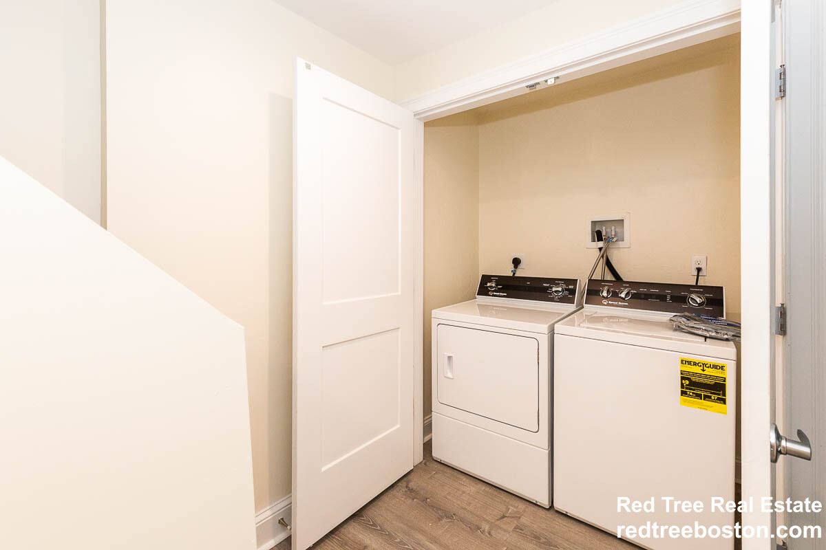 39 Harvard St, South Medford