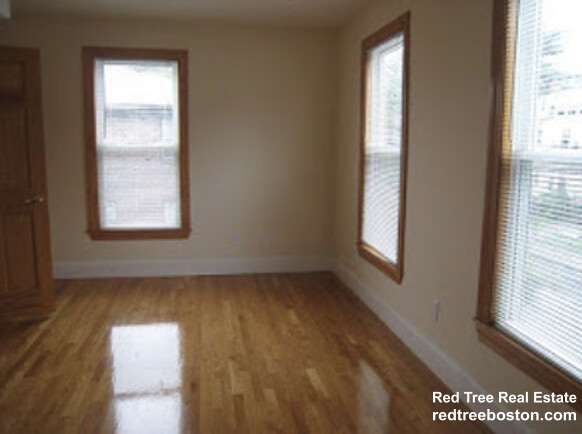 49 Pearl St, Newton