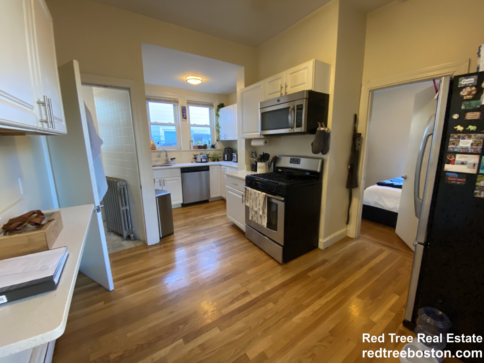 11 Stickney Ave, East Somerville