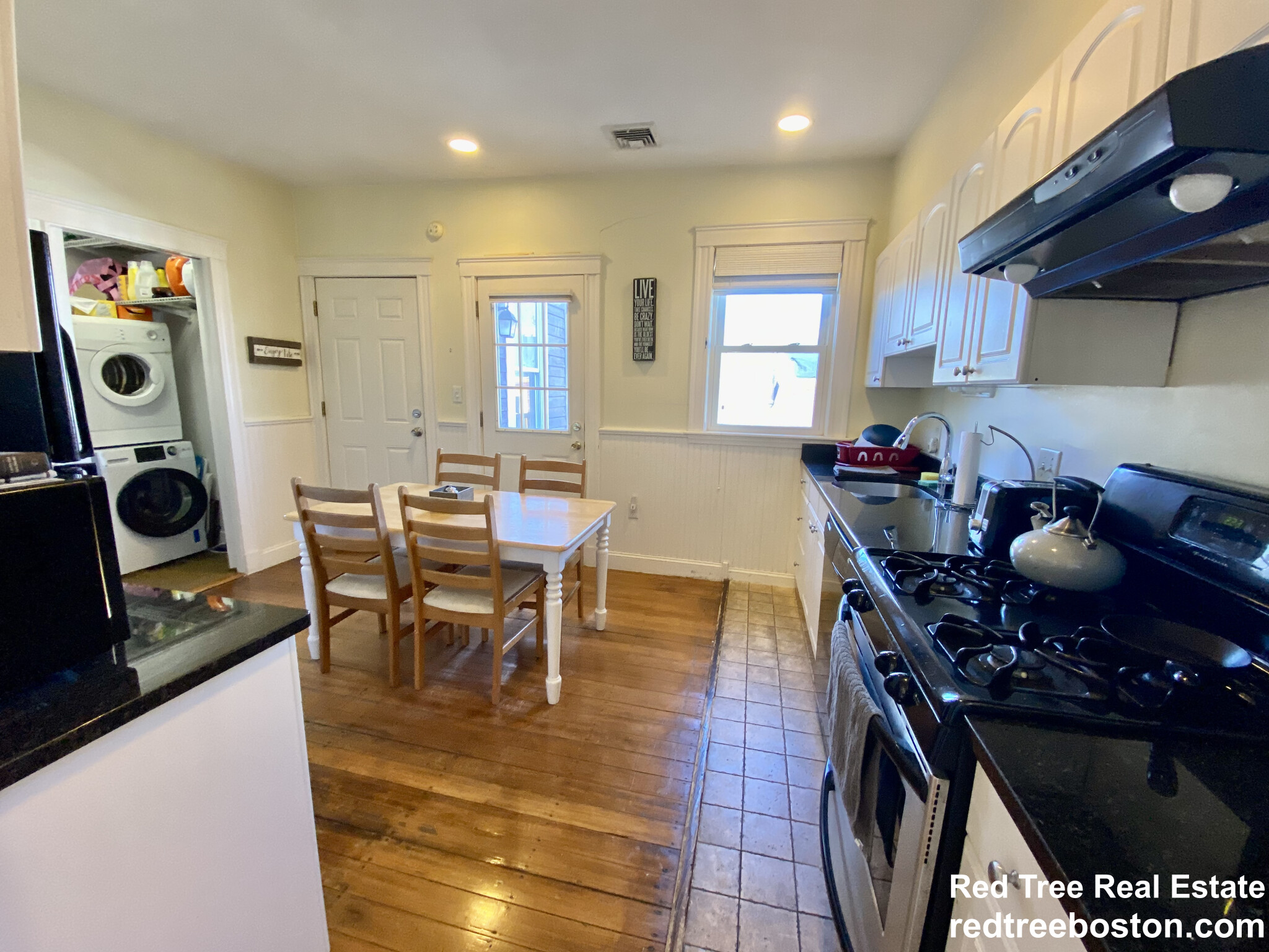 37 Hillside St, Mission Hill