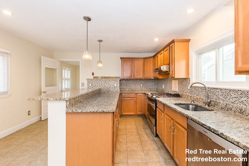 103 Magoun Ave, Medford