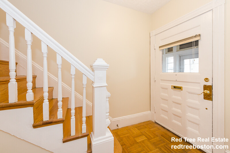 103 Magoun Ave, Medford