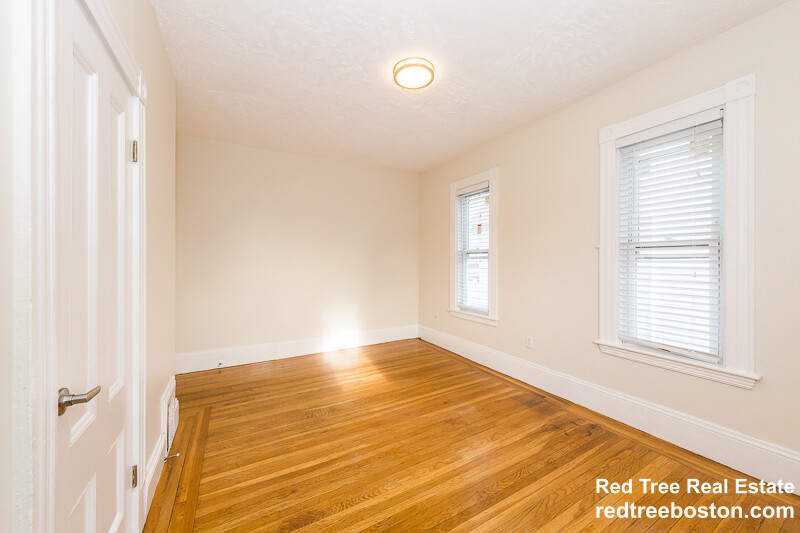 103 Magoun Ave, Medford