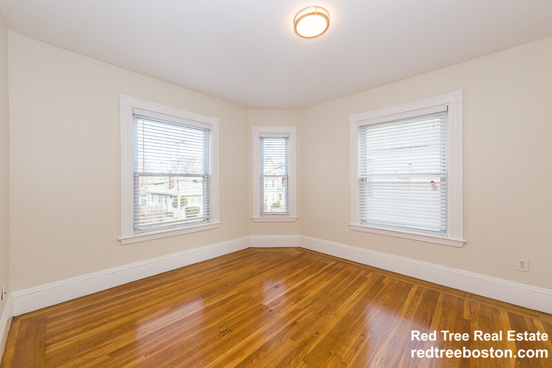 103 Magoun Ave, Medford