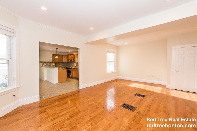 103 Magoun Ave, Medford