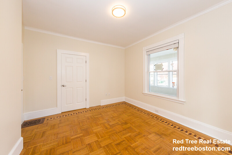 103 Magoun Ave, Medford