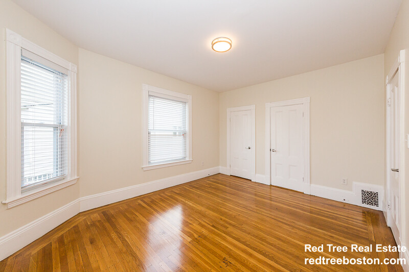 103 Magoun Ave, Medford