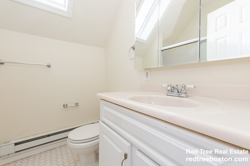 103 Magoun Ave, Medford