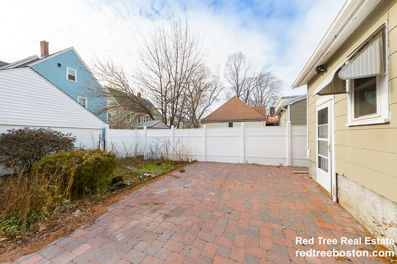 103 Magoun Ave, Medford