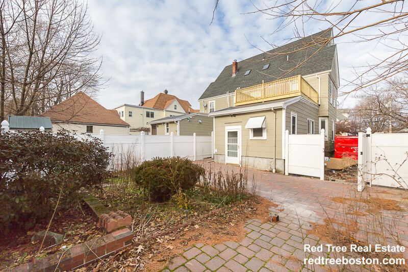 103 Magoun Ave, Medford