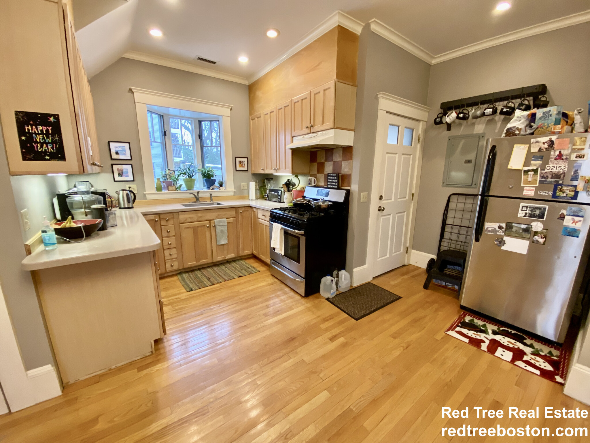 24 Grovenor Rd, Jamaica Plain