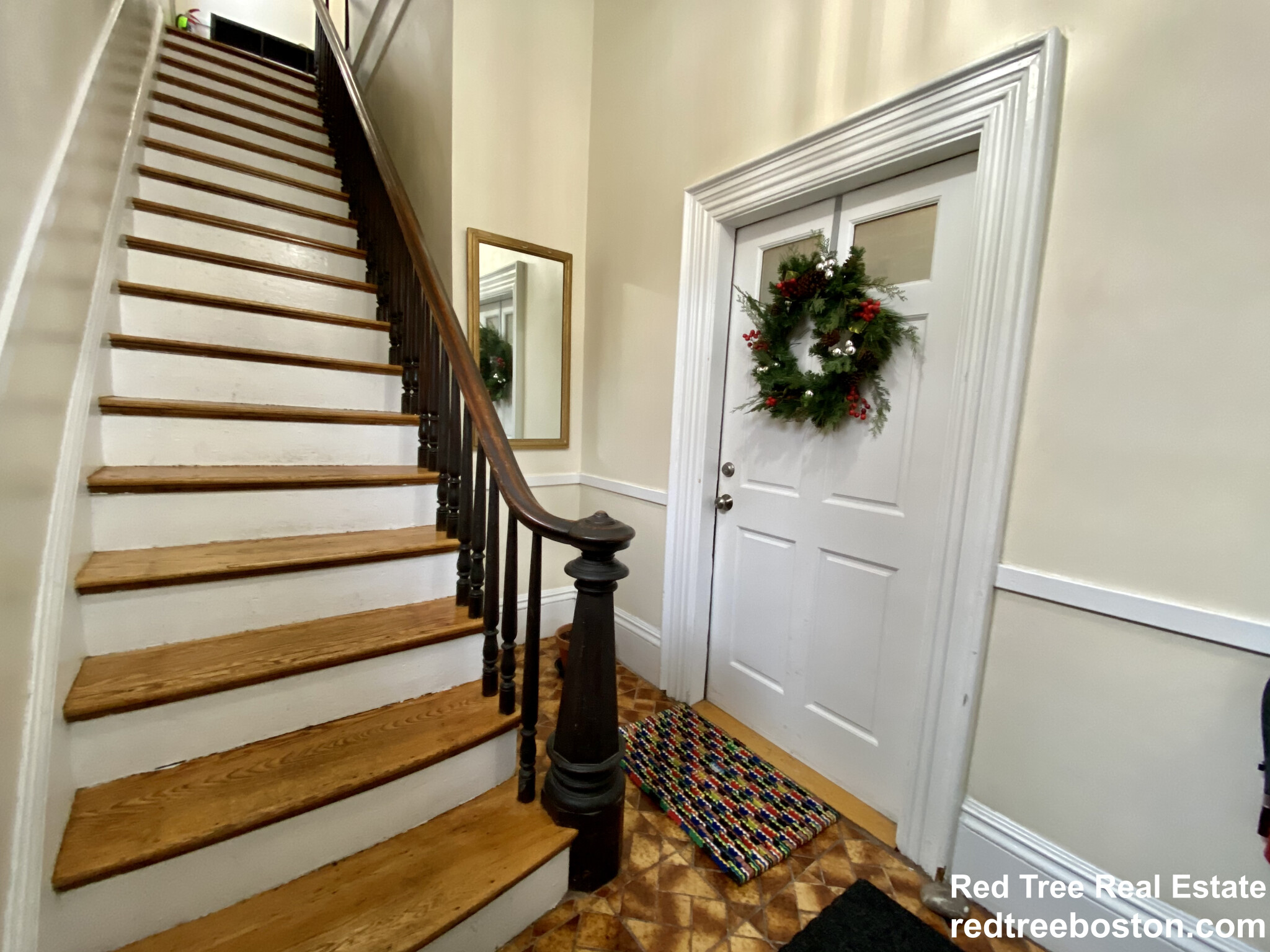 24 Grovenor Rd, Jamaica Plain