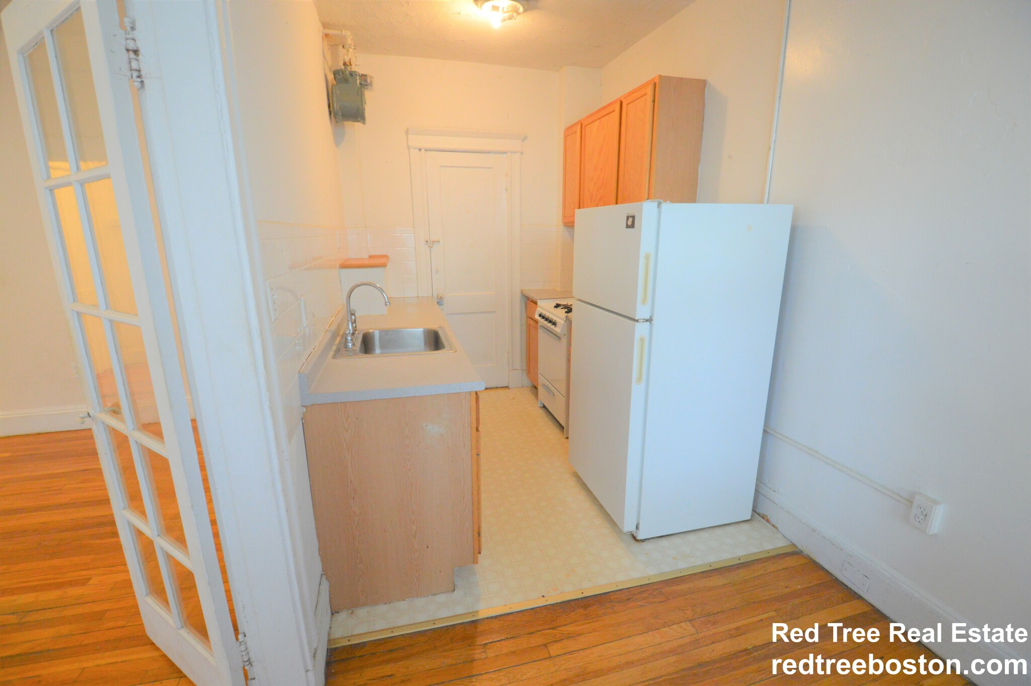 Studio bed, 1 bath apartment for rent at 1629 Commonwealth Ave Unit 11, Brighton — photo 4 of 7