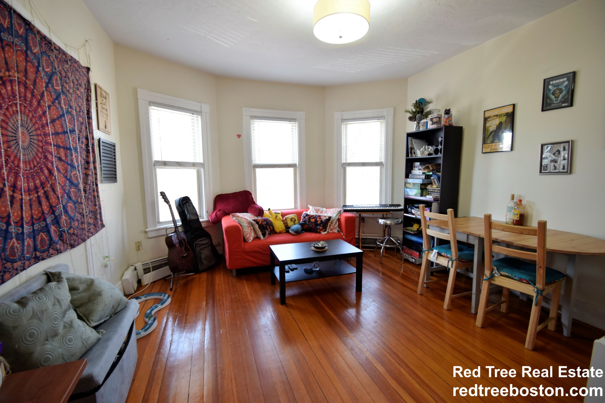 35 Faneuil St, Oak Square