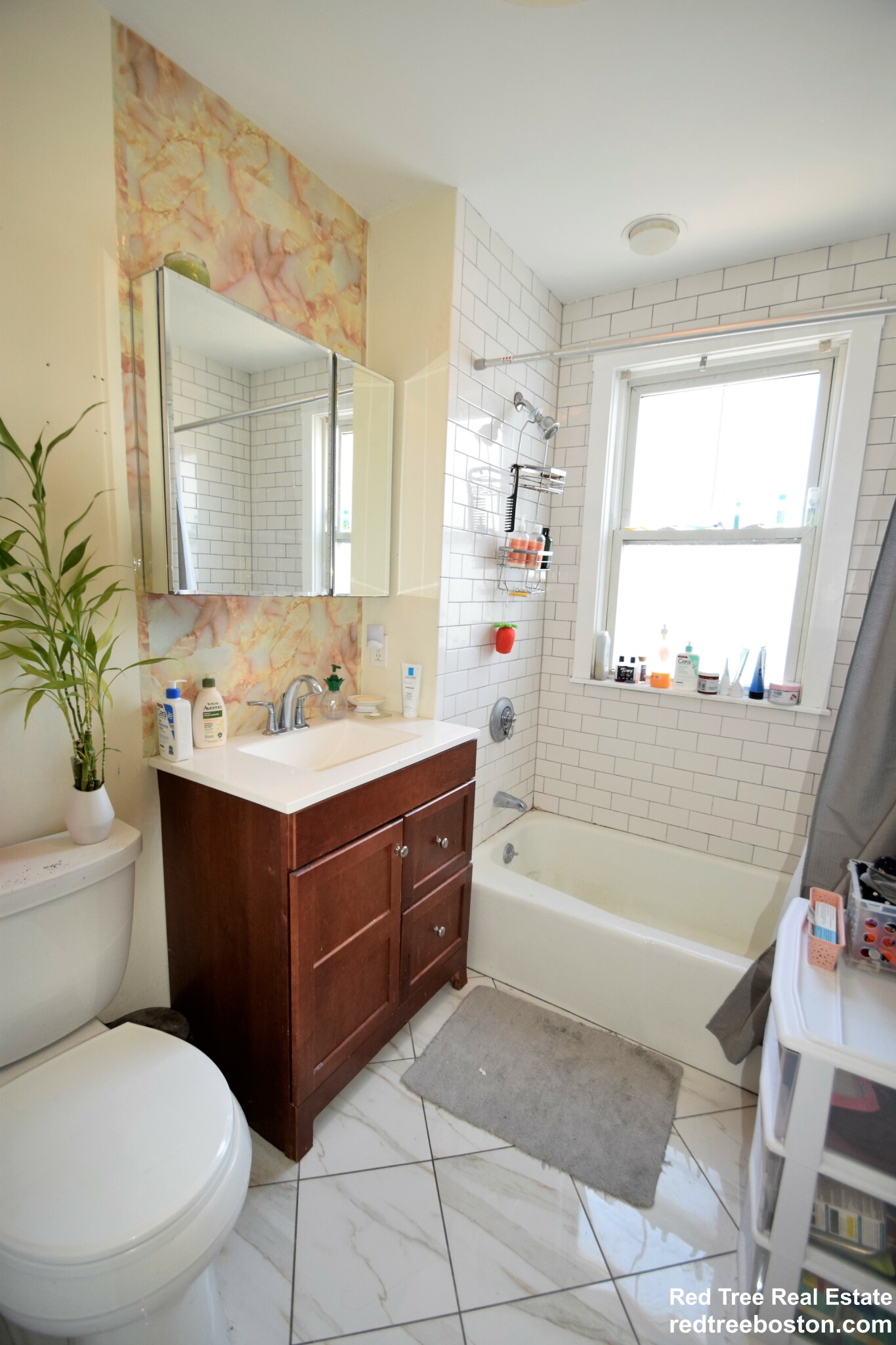 35 Faneuil St, Oak Square