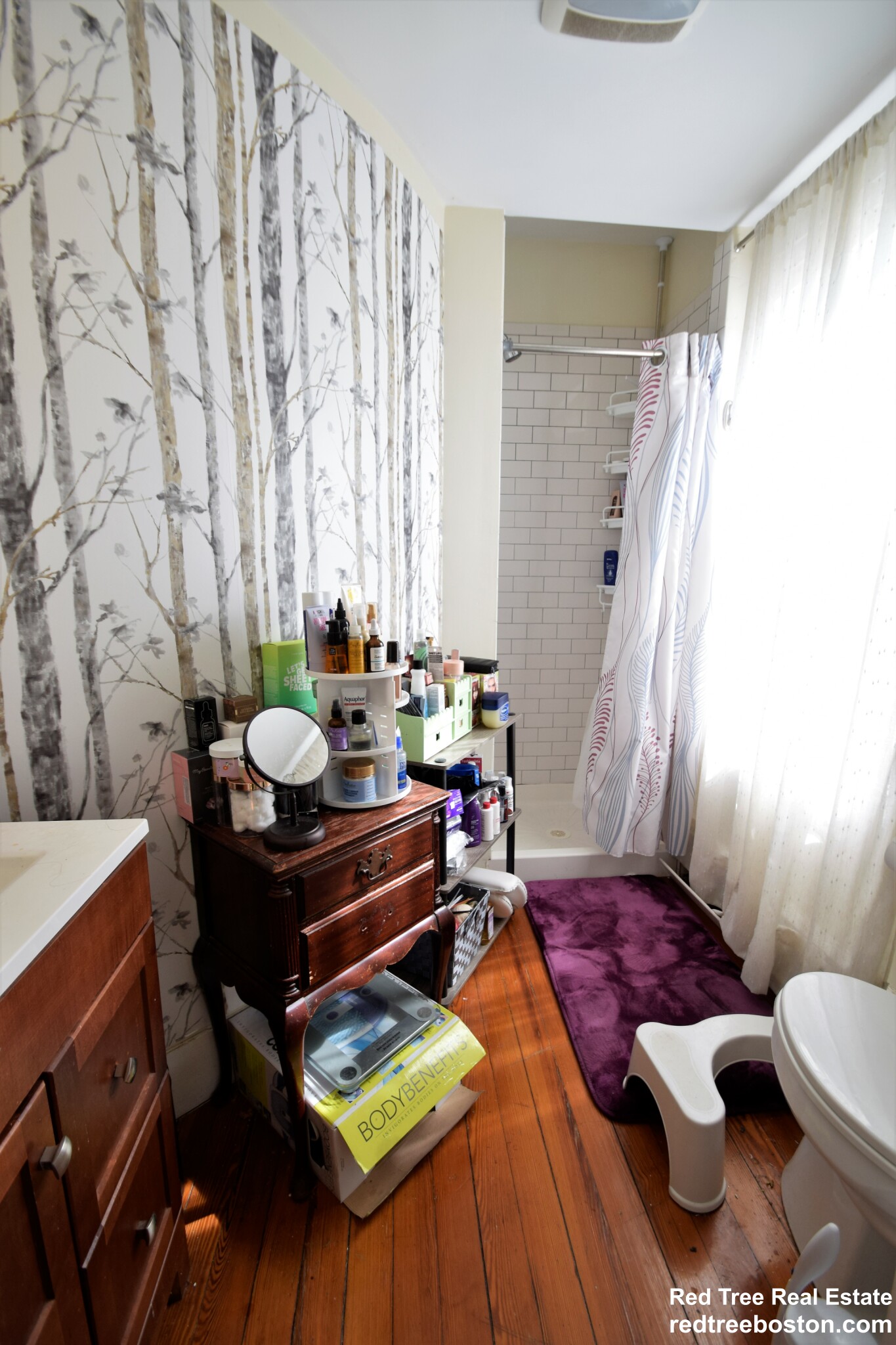 35 Faneuil St, Oak Square