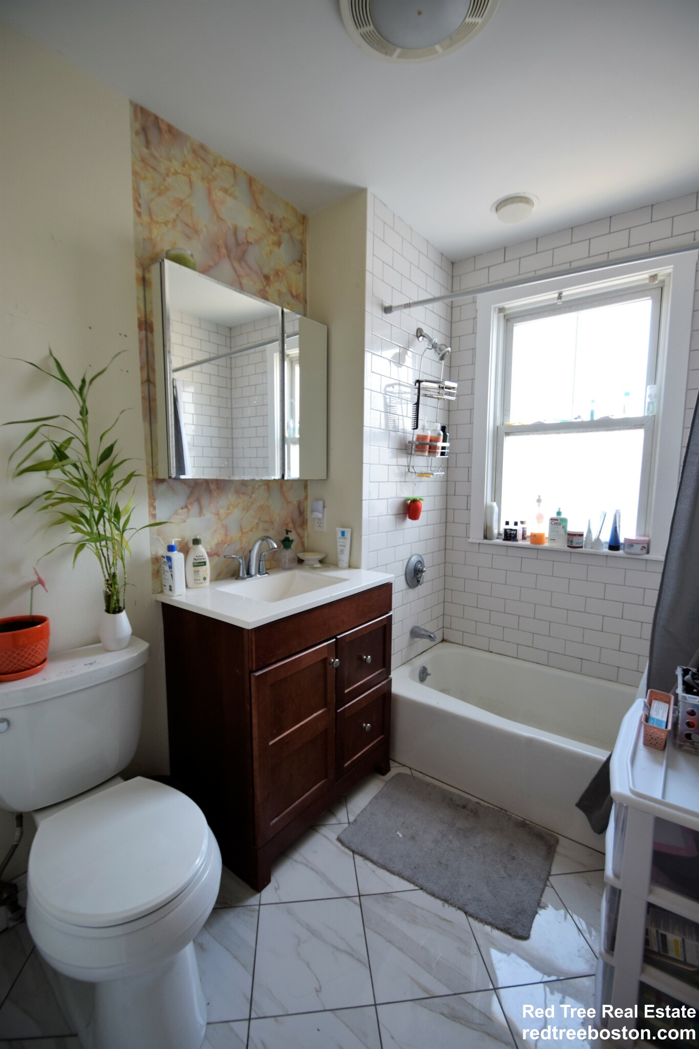 35 Faneuil St, Oak Square