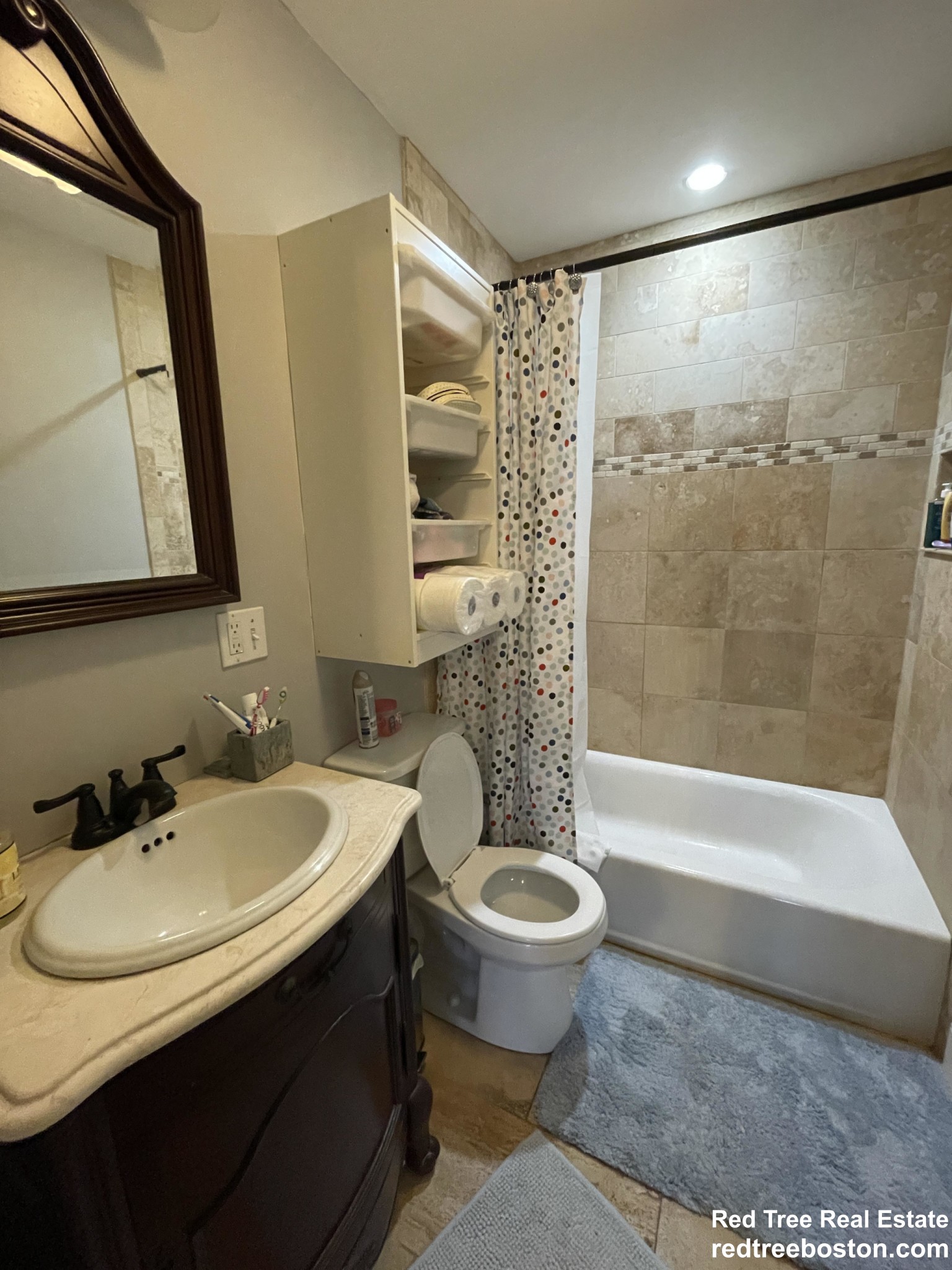 2 Iroquois St, Mission Hill