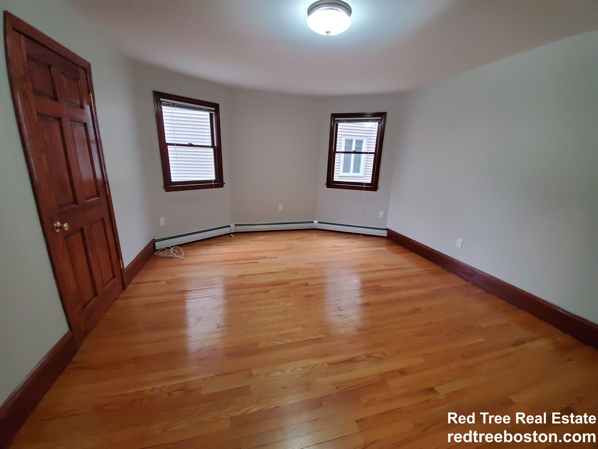 3 bed, 1 bath apartment for rent at 36 Speridakis Ter, Cambridgeport — photo 3 of 13