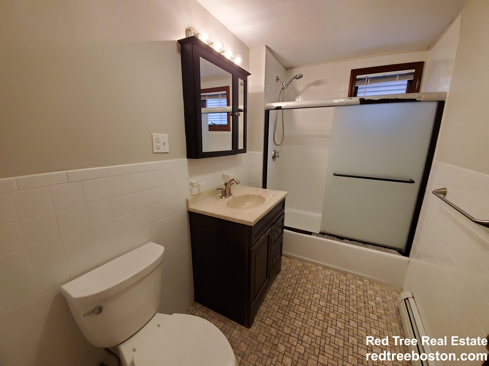 3 bed, 1 bath apartment for rent at 36 Speridakis Ter, Cambridgeport — photo 10 of 13