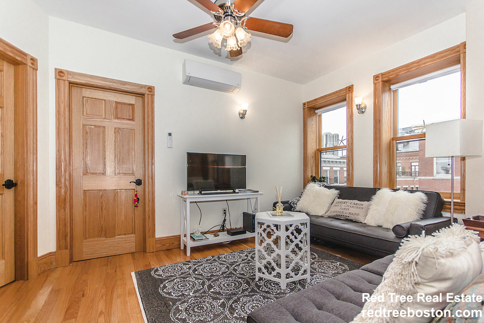 60 Phillips St, Beacon Hill