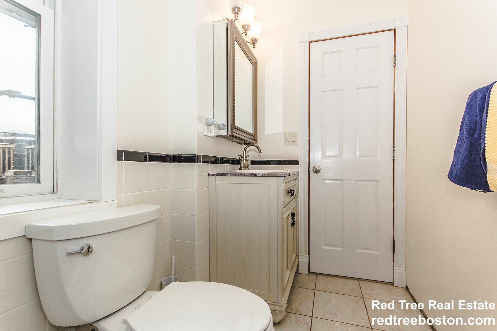 60 Phillips St, Beacon Hill