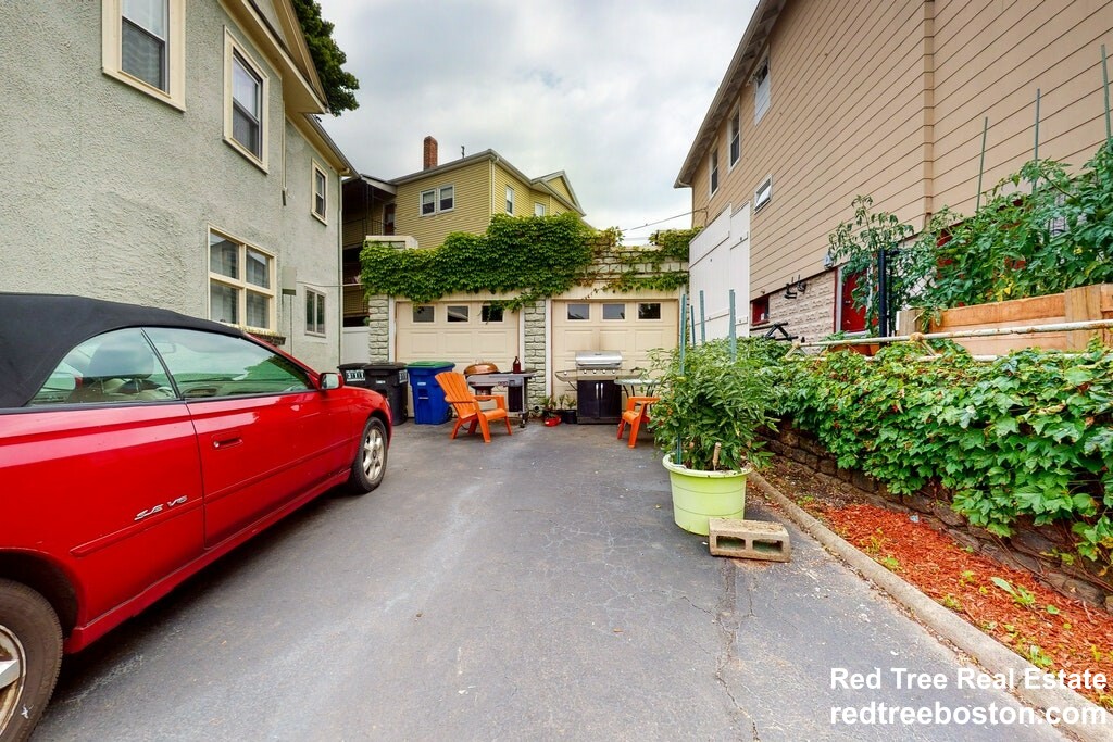 263 Powder House Blvd, Teele Square