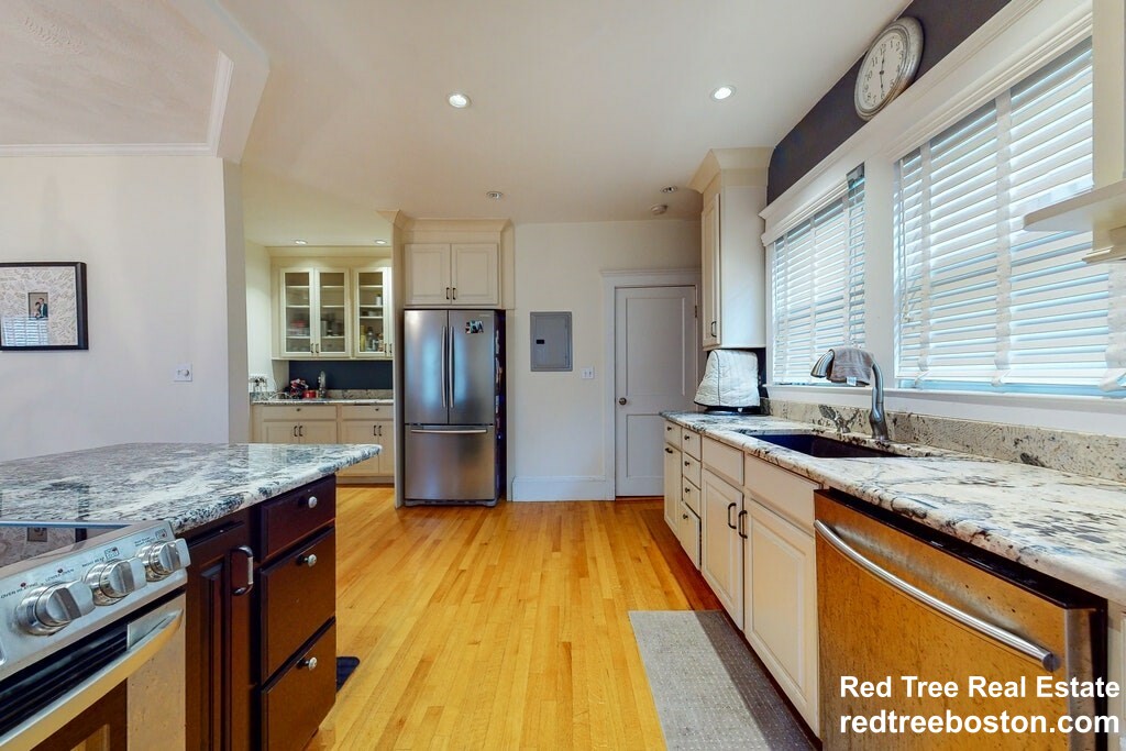 263 Powder House Blvd, Teele Square