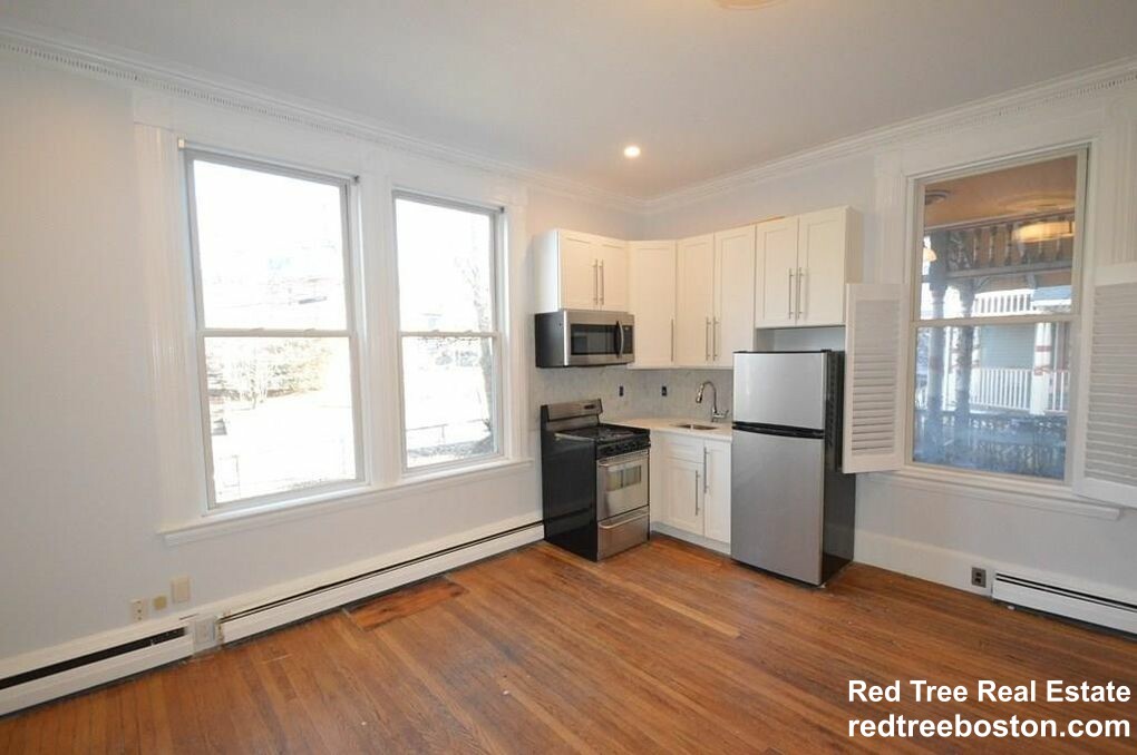 Studio bed, 1 bath apartment for rent at 41 Elmore St Unit 1, Roxbury — photo 7 of 15
