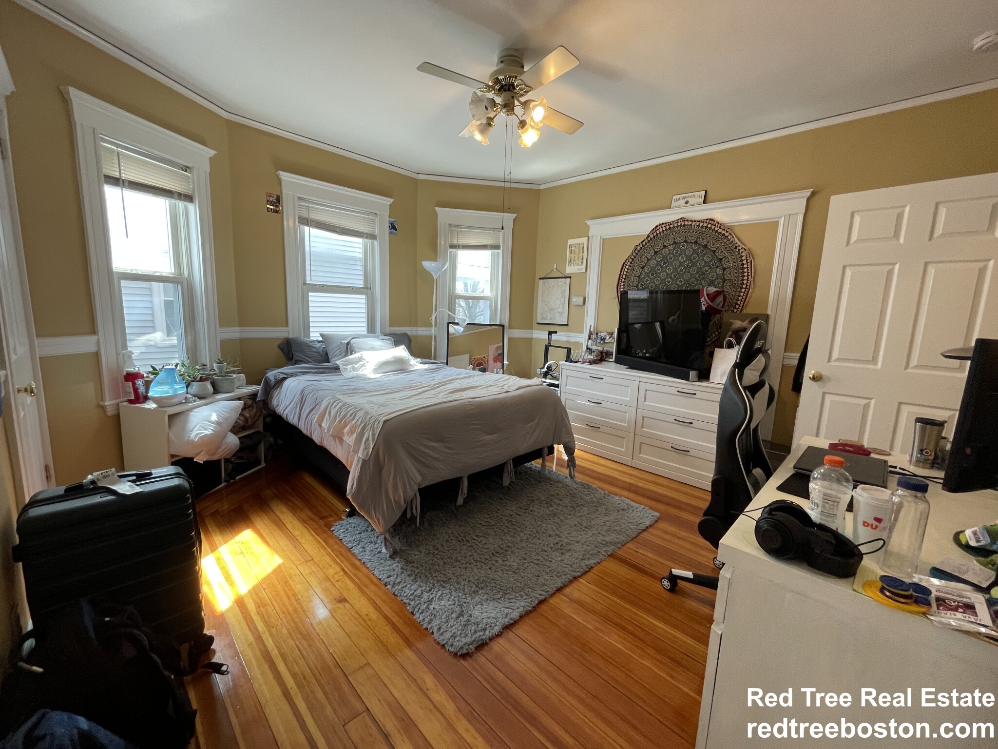 121 Lowell St, Prospect Hill