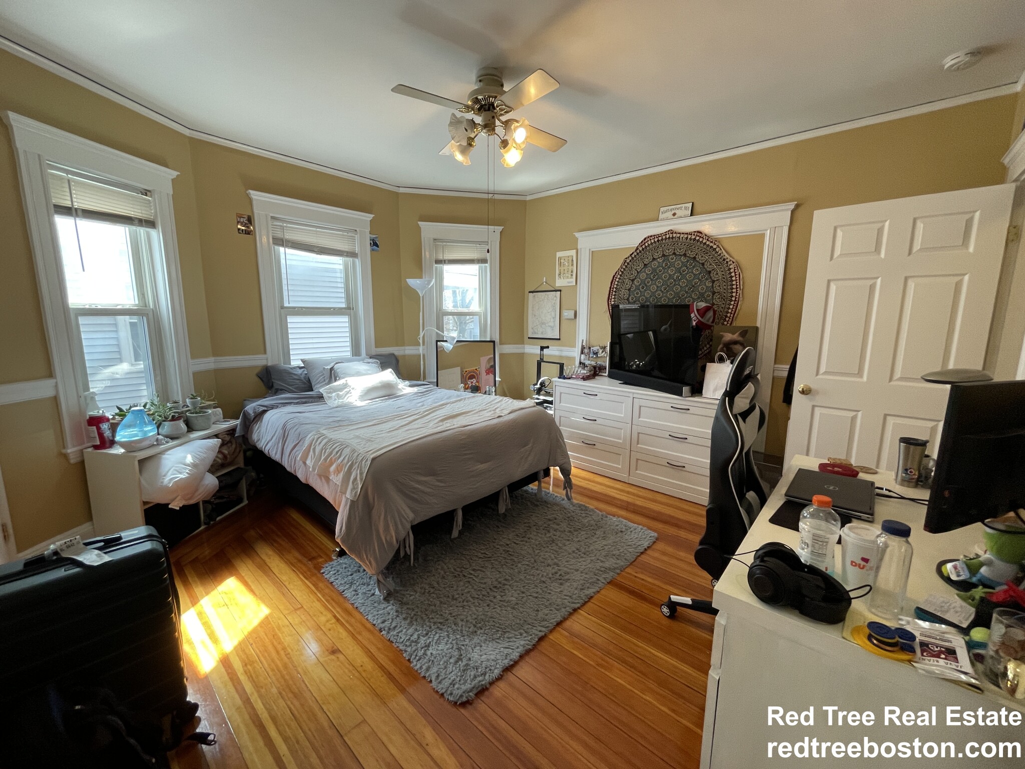 121 Lowell St, Prospect Hill