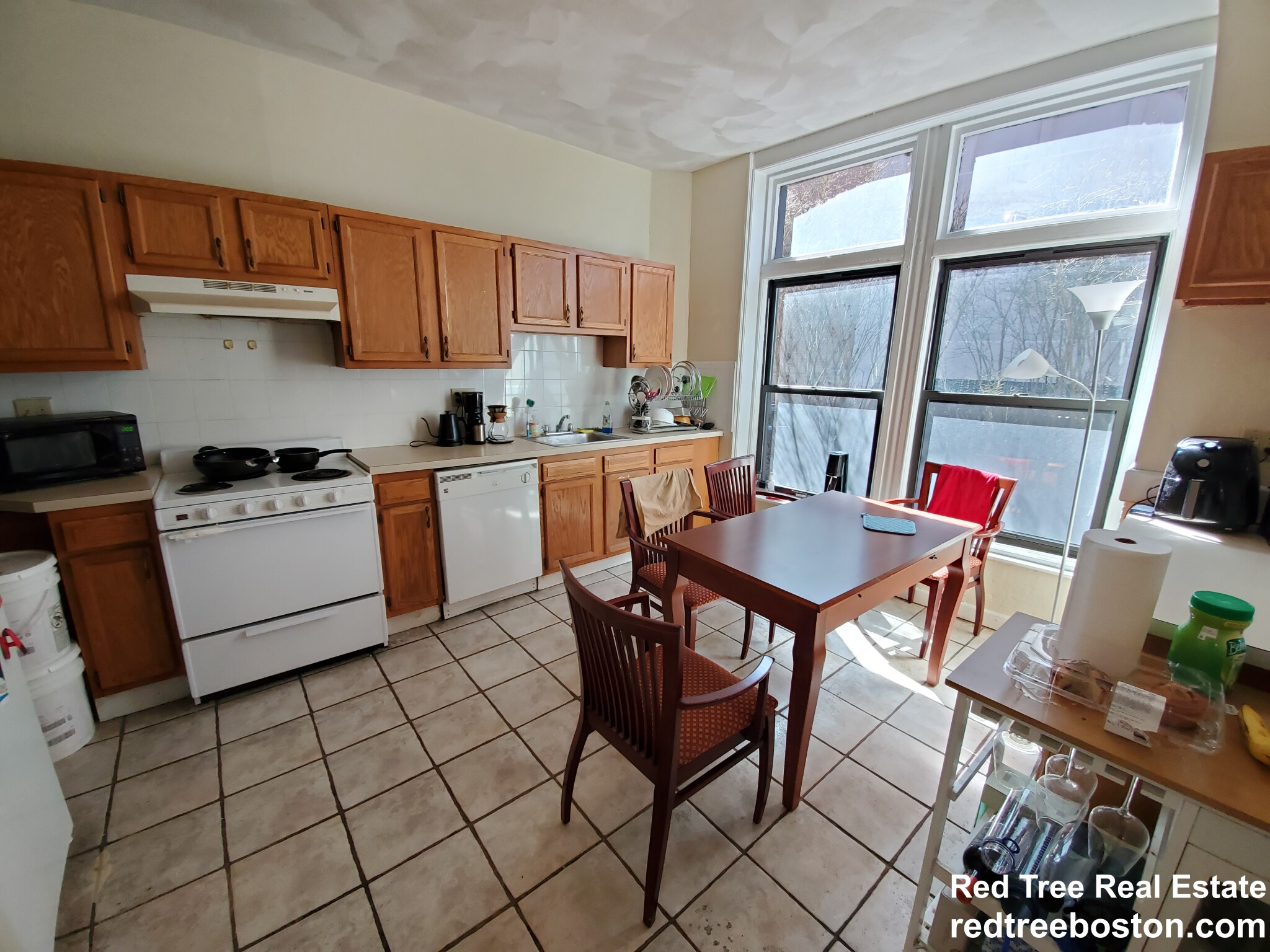 217 Harvard St, Coolidge Corner