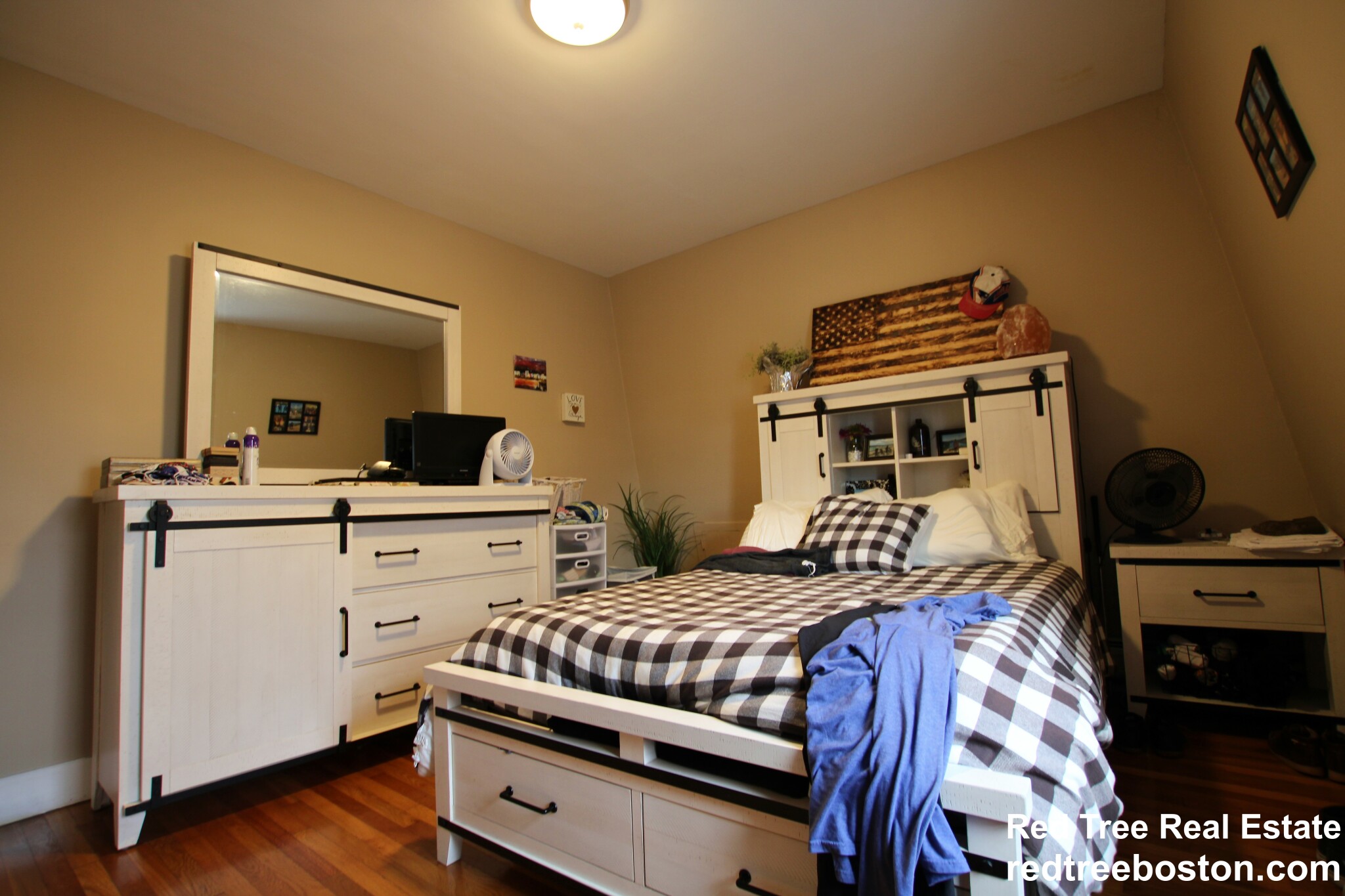 1 bed, 1 bath apartment for rent at 12 Phillips St Unit 3, Watertown — photo 9 of 16