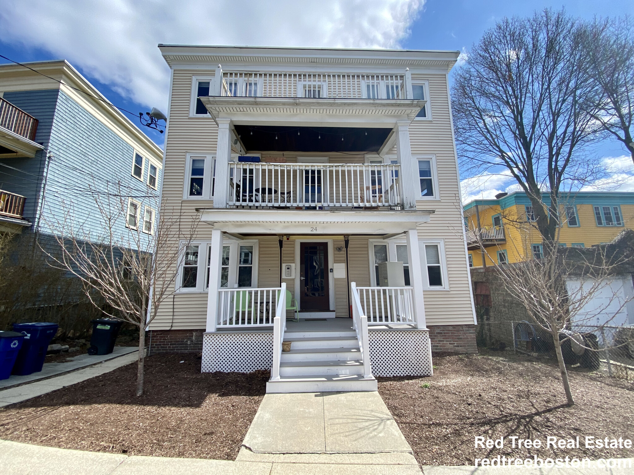 24 Saint Peter, Jamaica Plain