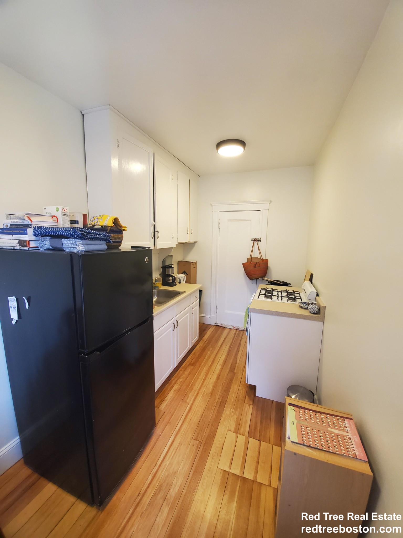 4 Washington Ave, Harvard Square