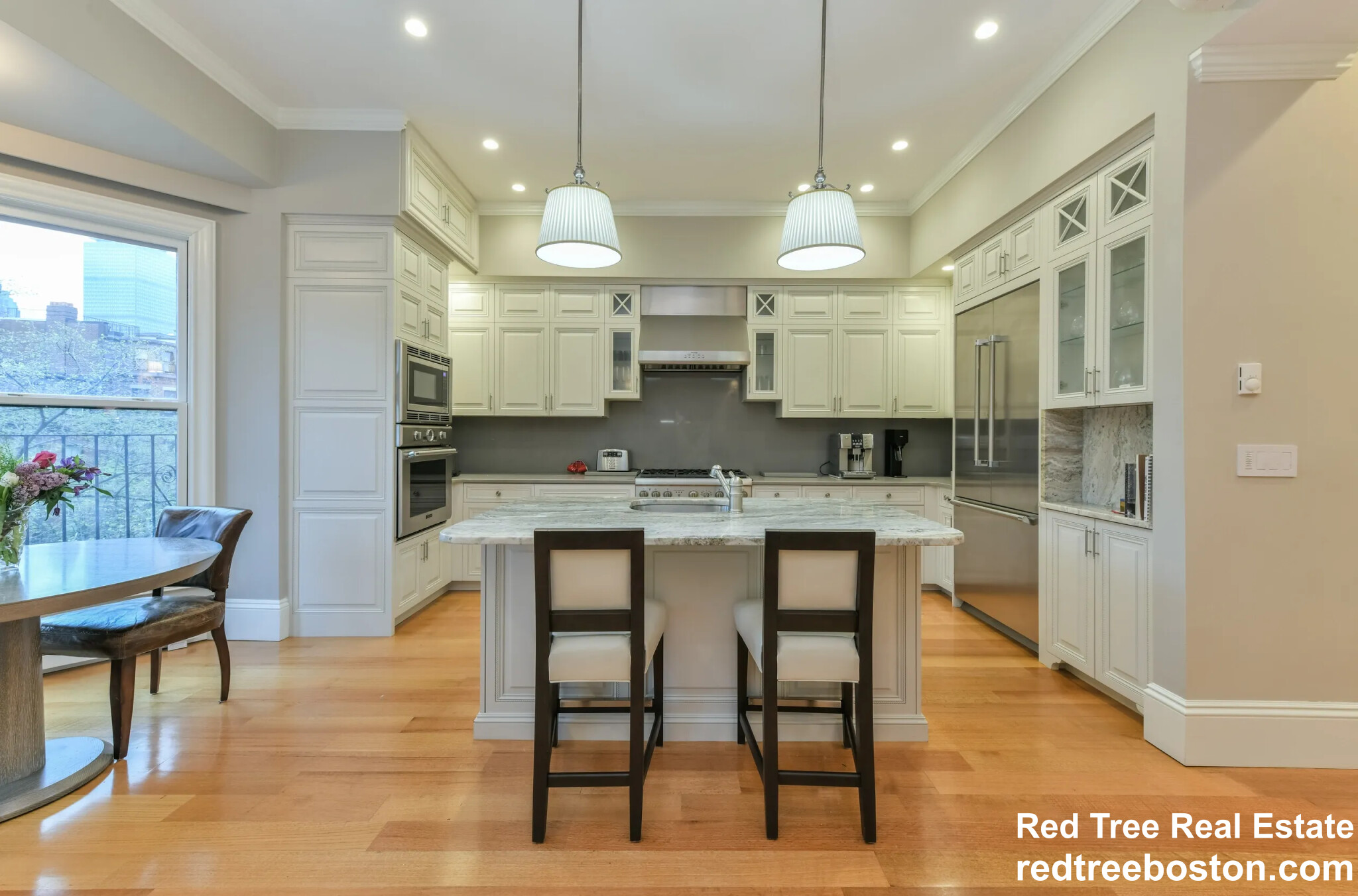 214 Beacon St, Chestnut Hill