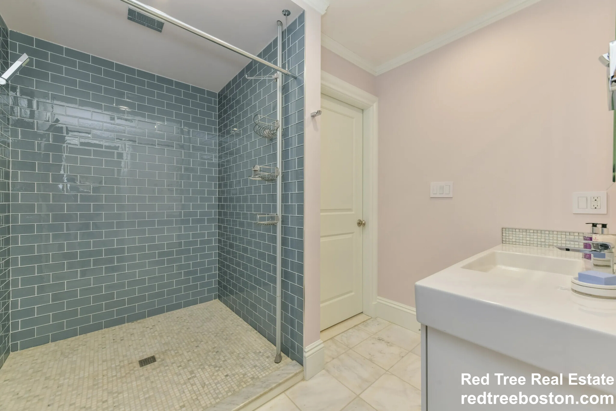 214 Beacon St, Chestnut Hill