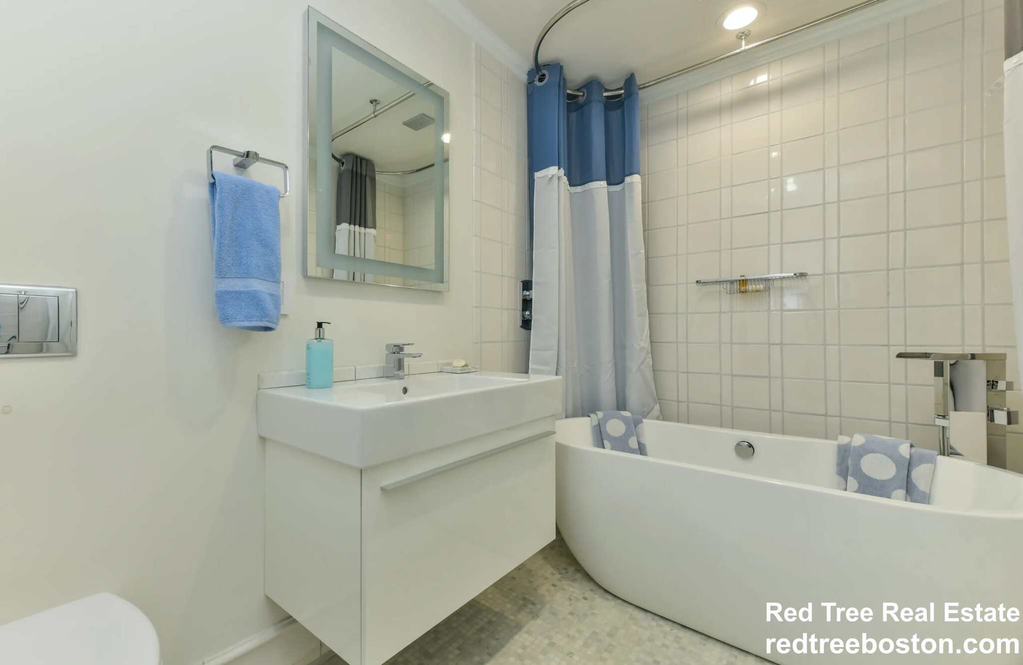 214 Beacon St, Chestnut Hill