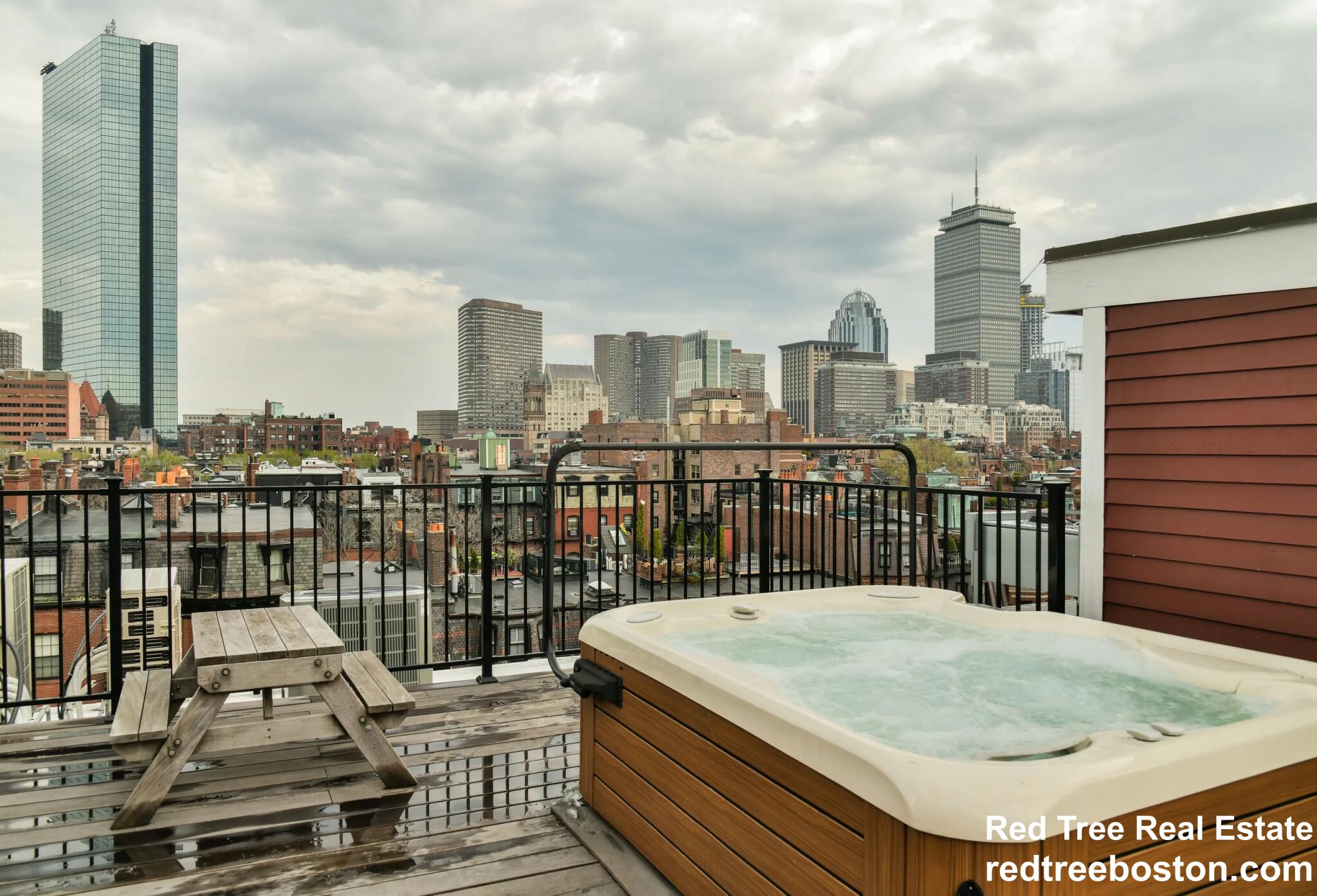 214 Beacon St, Chestnut Hill