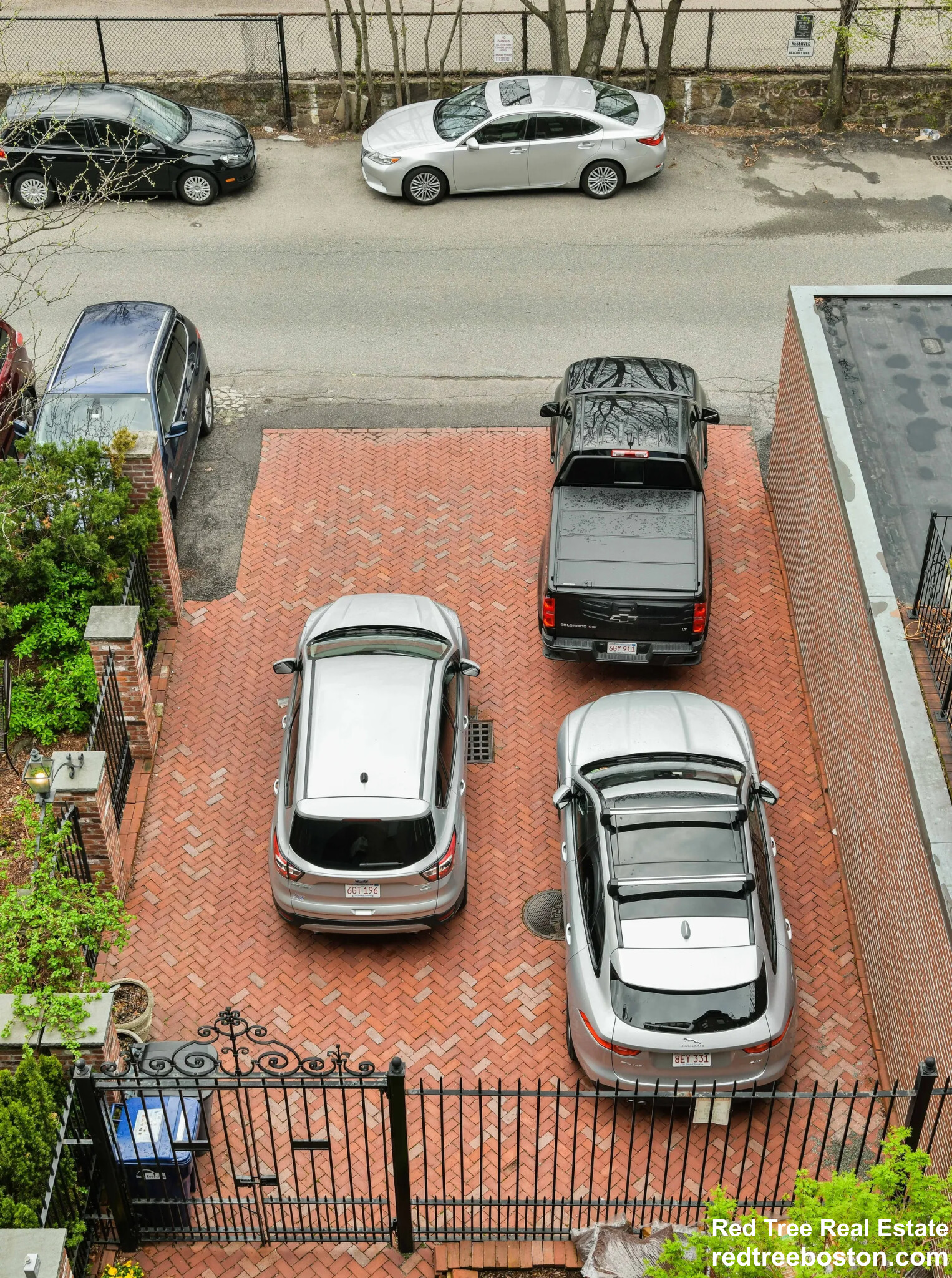 214 Beacon St, Chestnut Hill