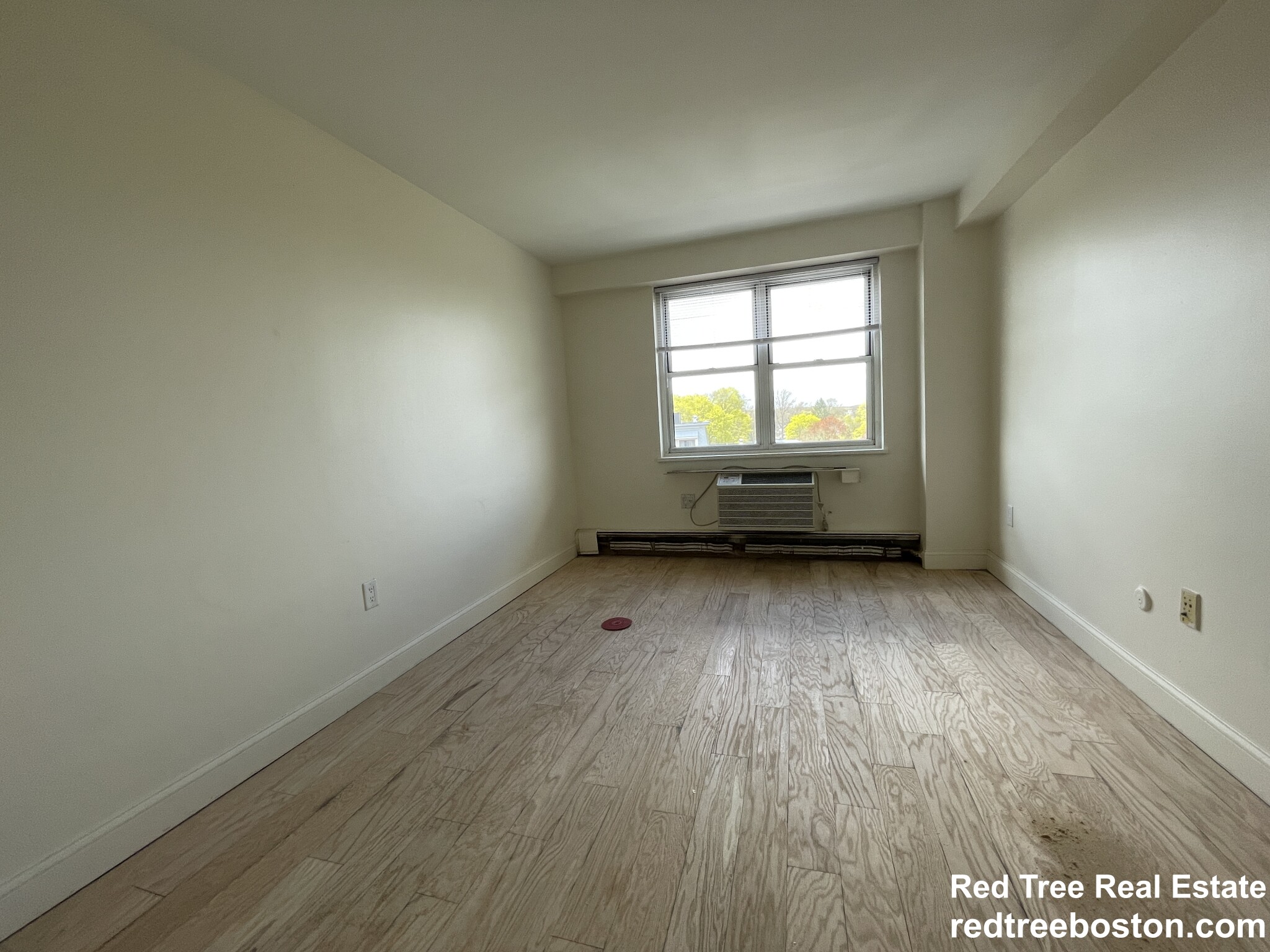2 bed, 1.5 bath apartment for rent at 185 Freeman St Unit 748, Brookline — photo 9 of 18