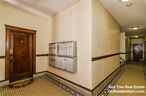 Studio bed, 1 bath apartment for rent at 39 Glenville Ave Unit 17, Allston — photo 5 of 9