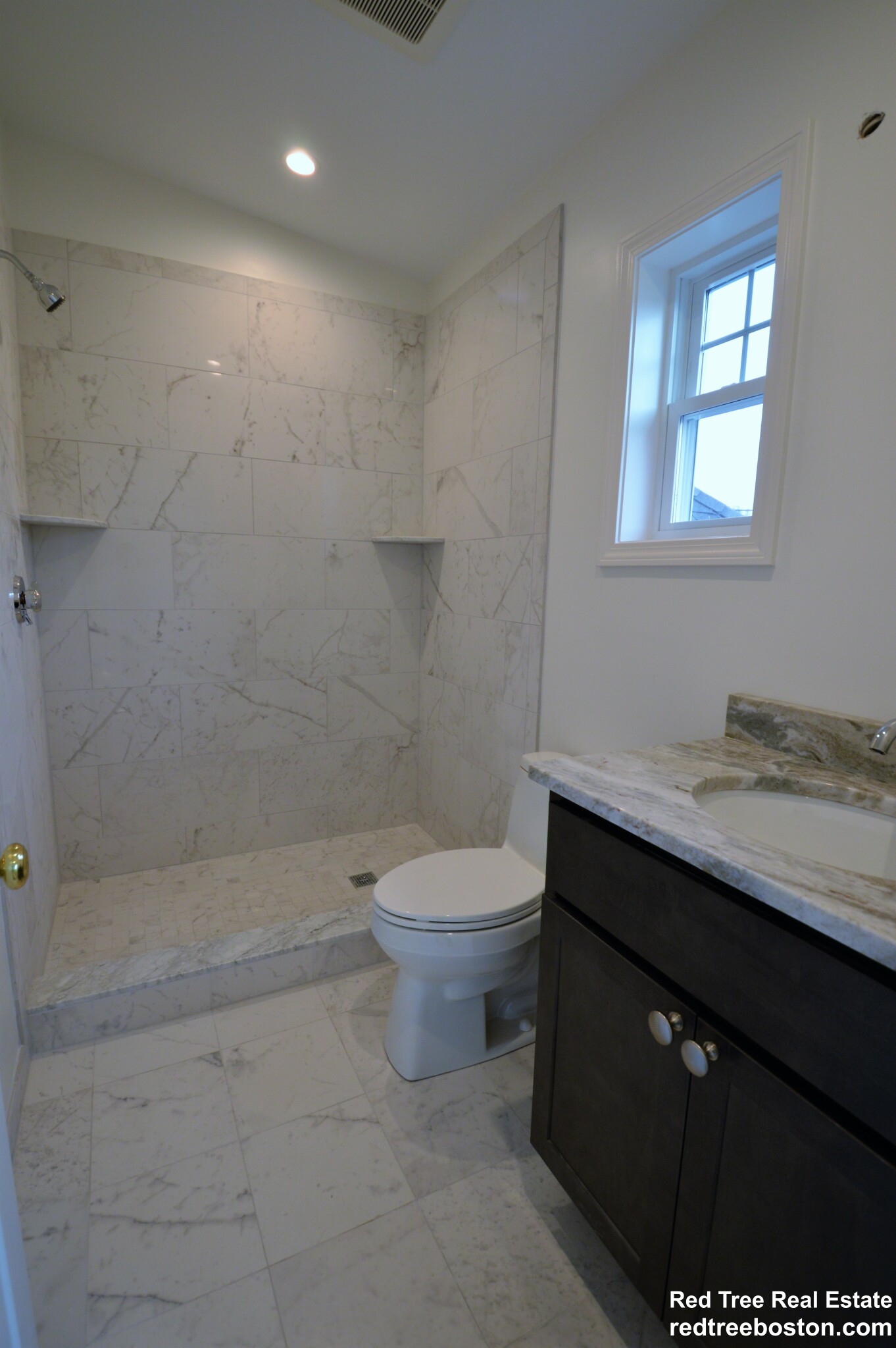 4 bed, 3 bath apartment for rent at 523 School St Unit 2, Belmont — photo 19 of 32