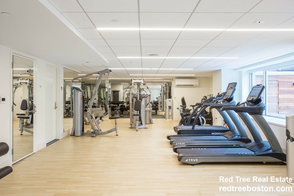 151 Tremont St, Midtown