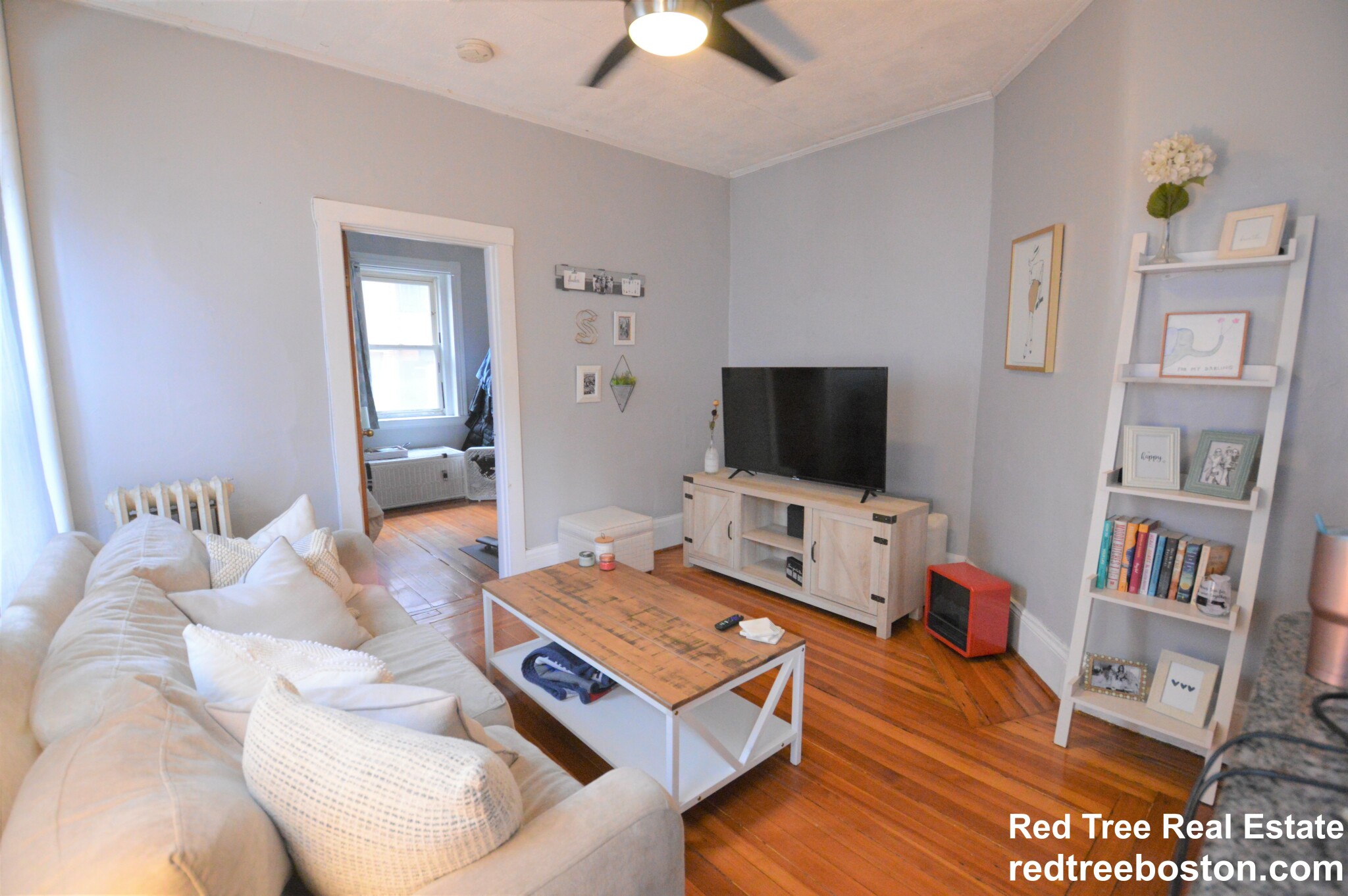 108 Myrtle St, Beacon Hill