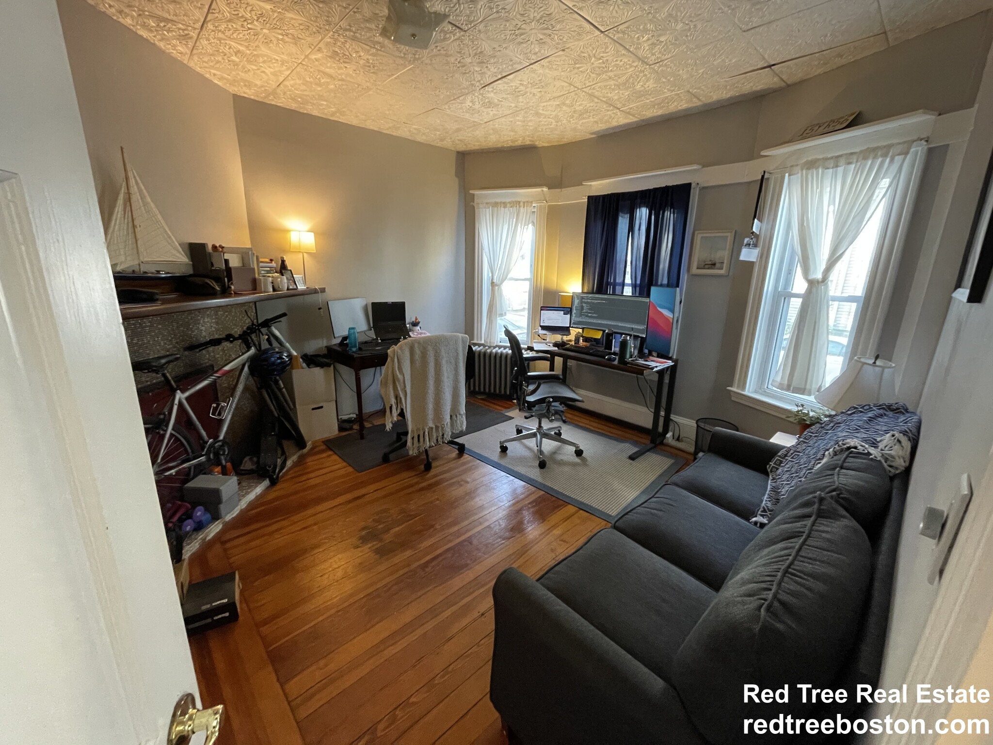 44 Benton Rd, Powder House Square