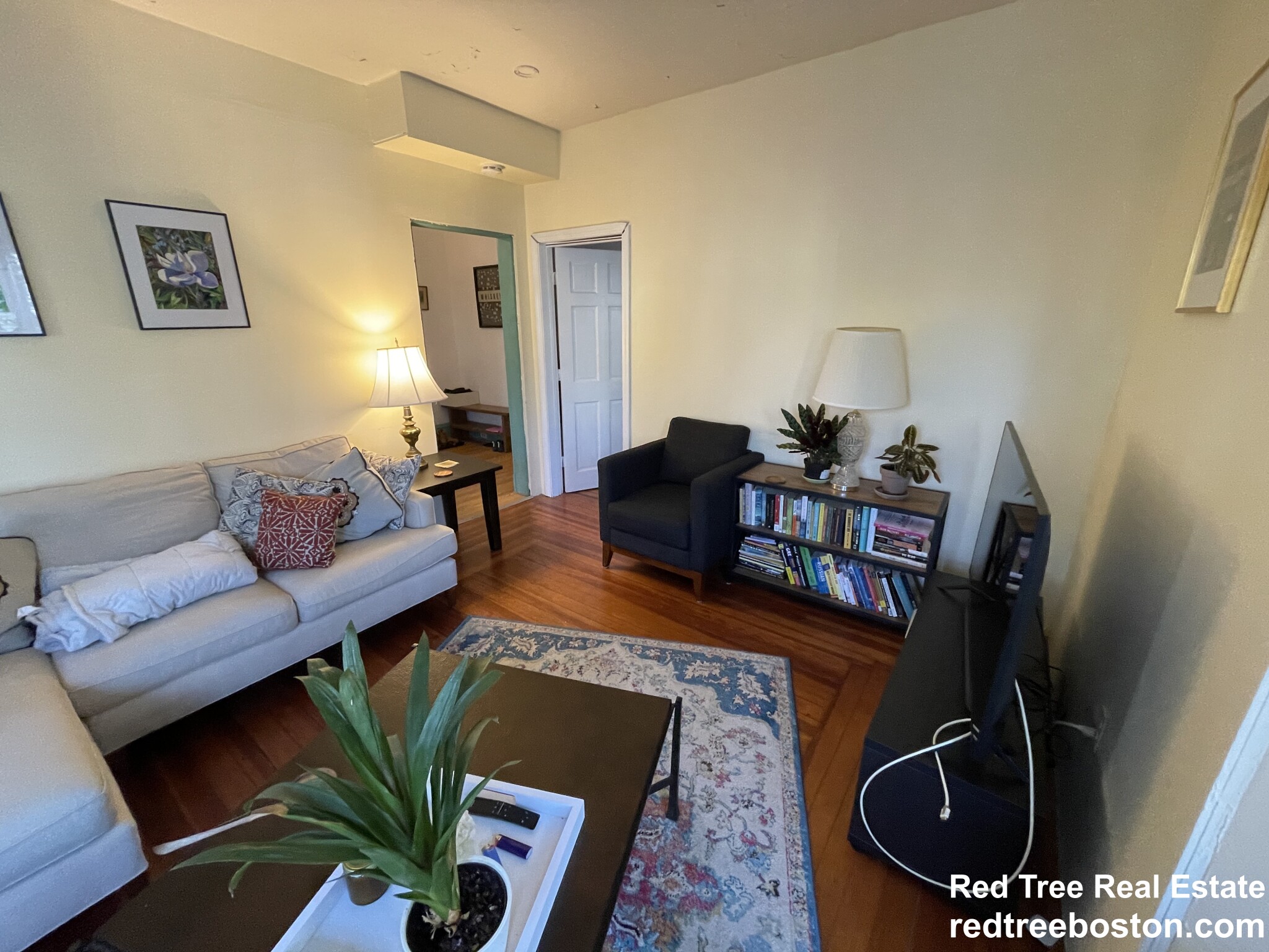 44 Benton Rd, Powder House Square