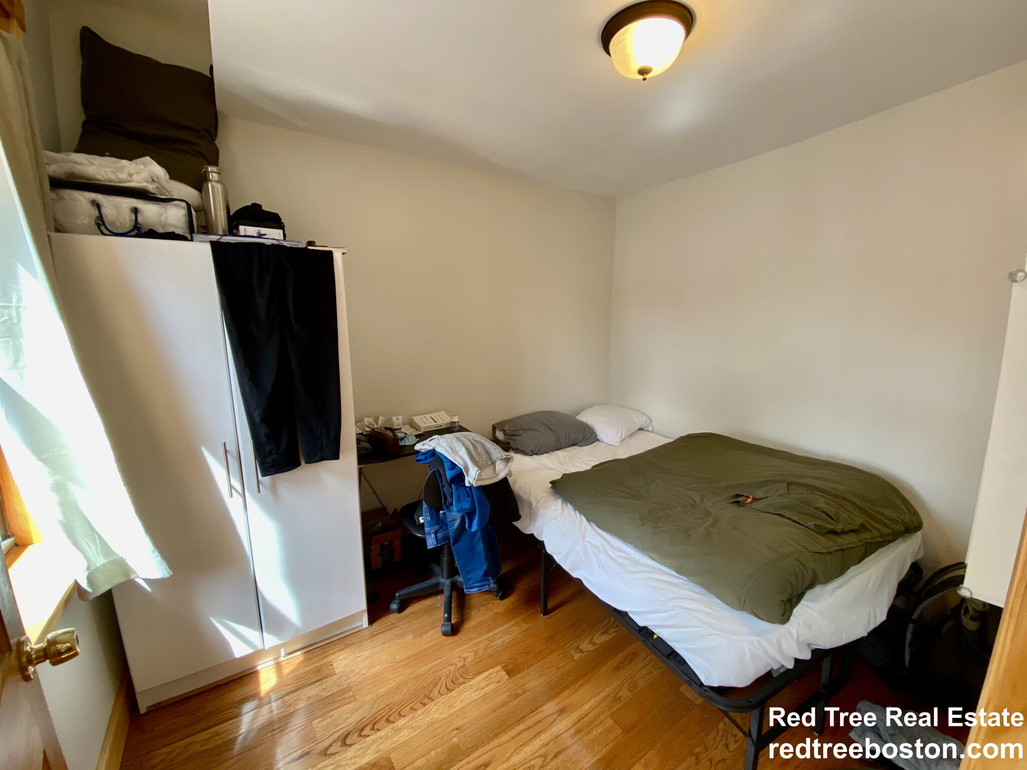 11 Tabor Pl, Brookline Village