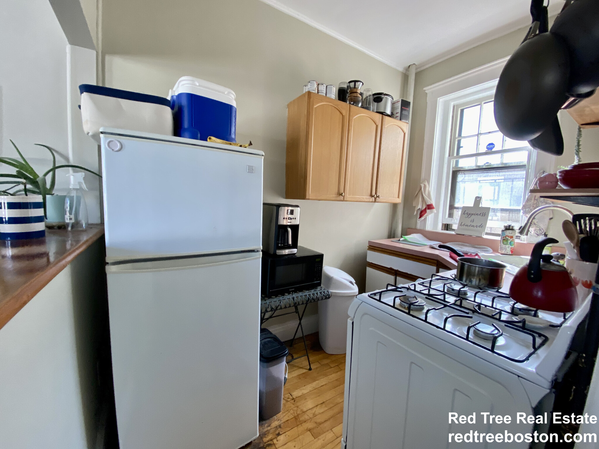 1572 Commonwealth Ave, Brighton